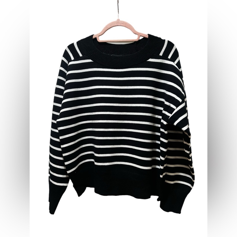 Truth by Republic Women's Black and White Striped Sweater